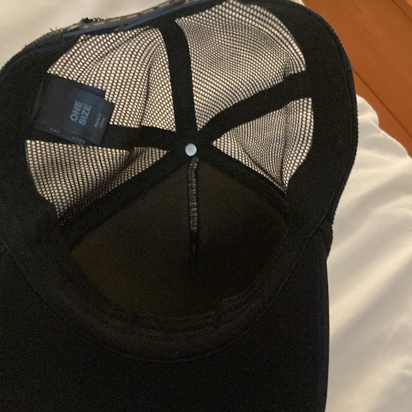 Black Diamond Trucker Hat - Picture 2 of 3